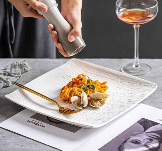 Vierkante porseleinen borden groothandel, witte horecaborden bulk