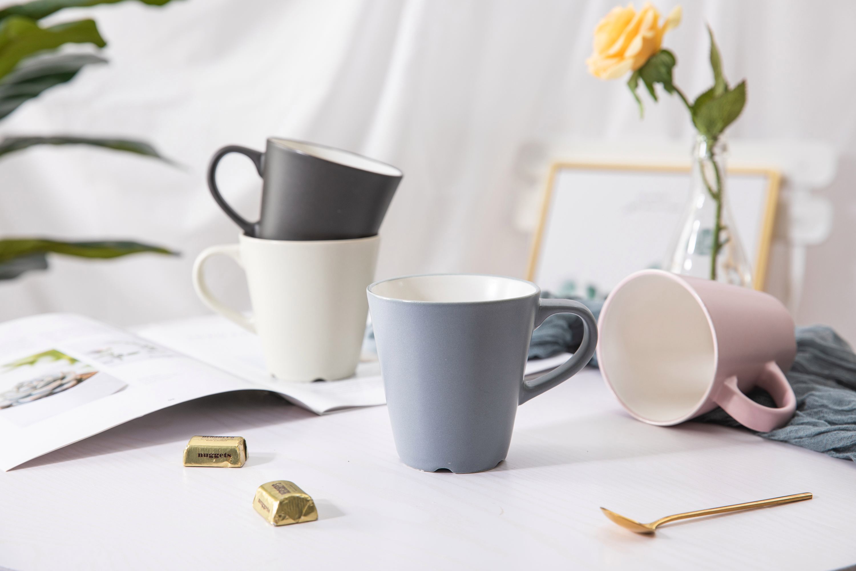 Wholesale Custom Printed Logo Mugs in China 