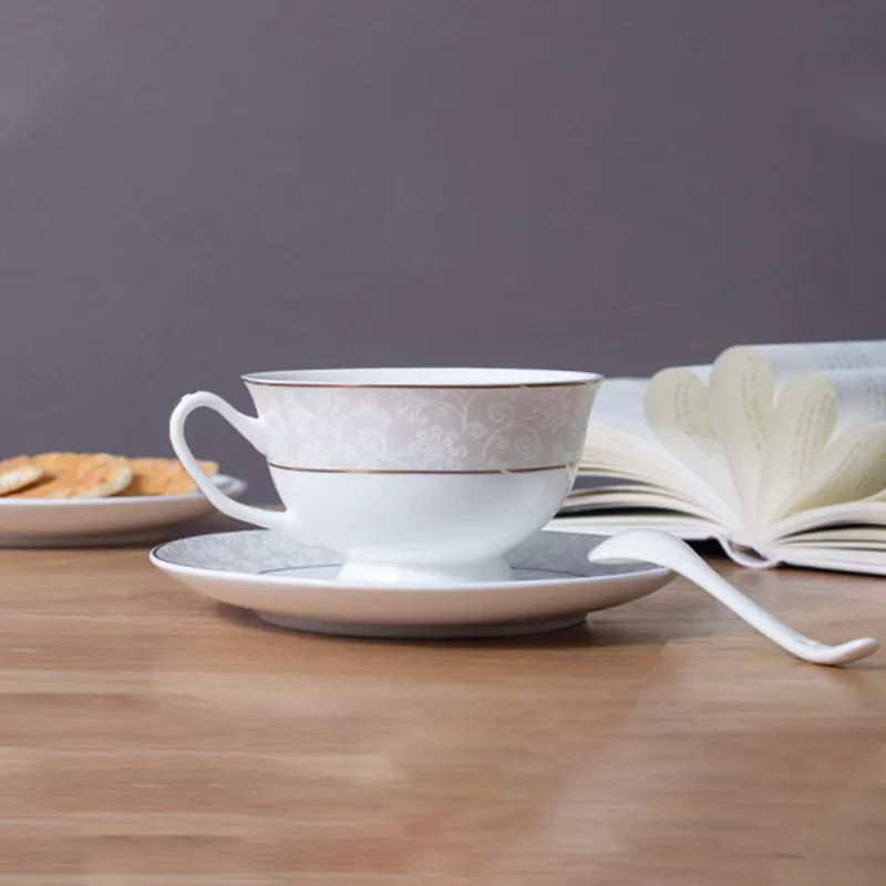 Custom design  fine bone china coffee cup and saucer tea set