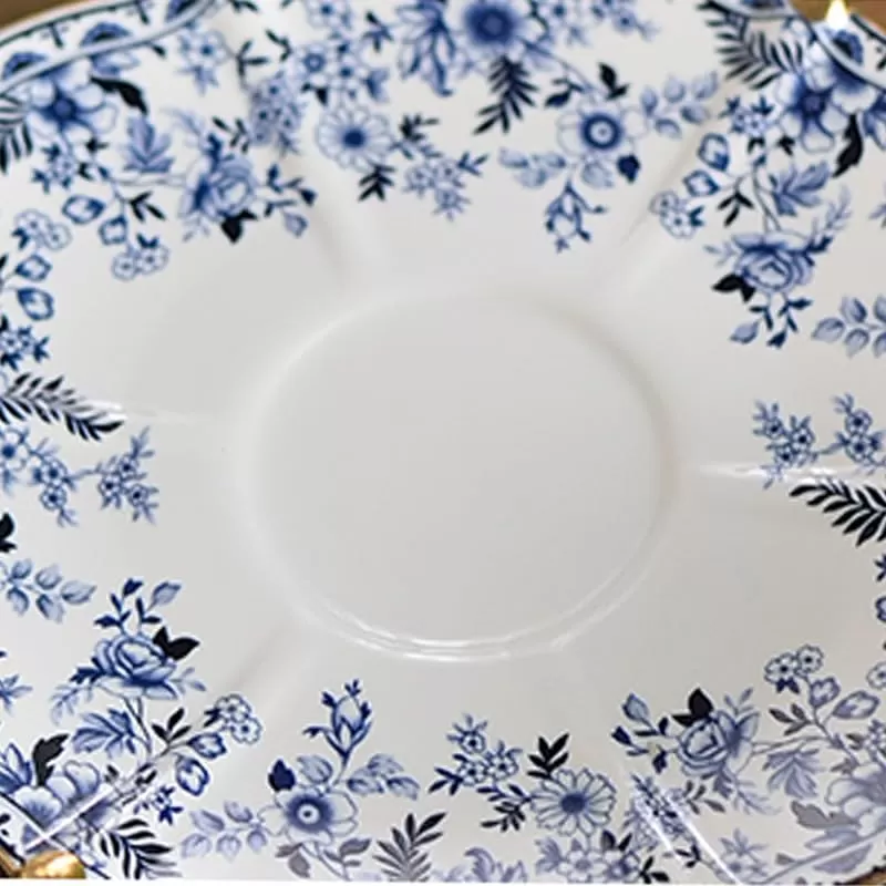 ceramic patterned tea cup and saucer wholesale in China