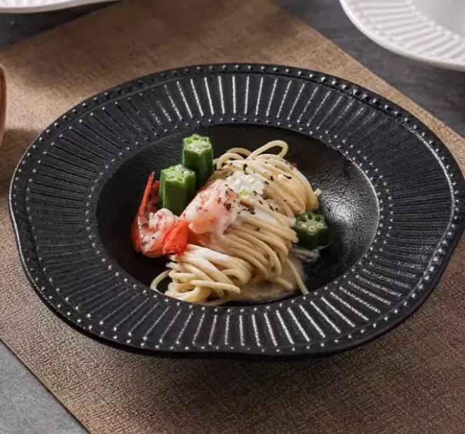 striped edge dinner plates wholesale China
