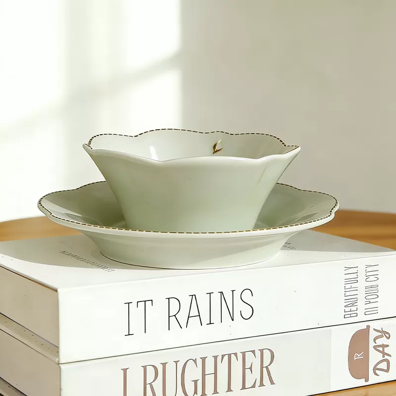 embossed porcelain dinnerware manufacturer in China