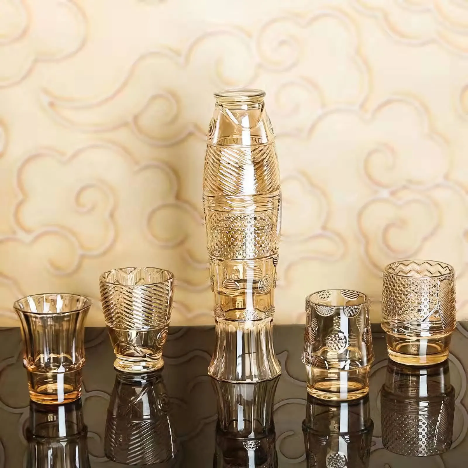 Koi Fish Stackable Glass Cups, Set of 4, 9.0 fl oz, Amber, Decorative Drinking Glasses