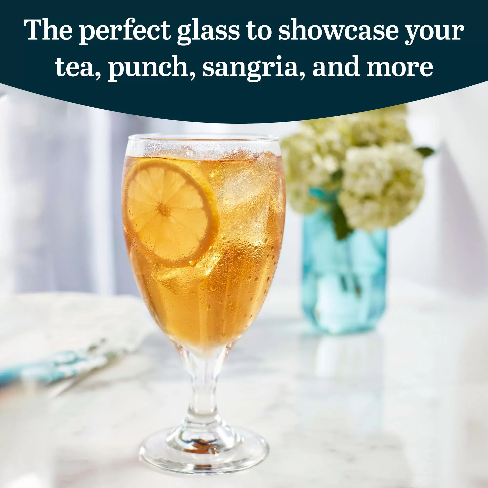 Klare Glasbecher