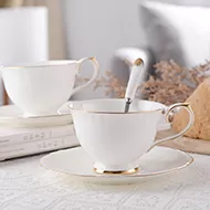 Tasse et soucoupe