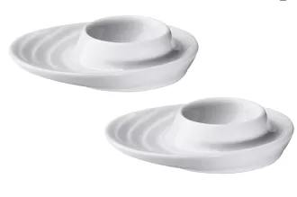 porte-œufs en porcelaine blanche