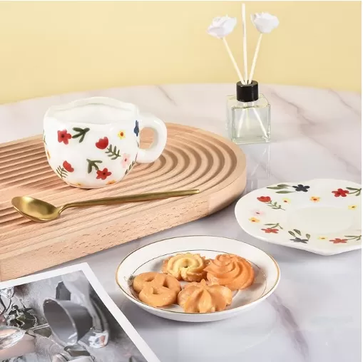 Tasse de café et soucoupe