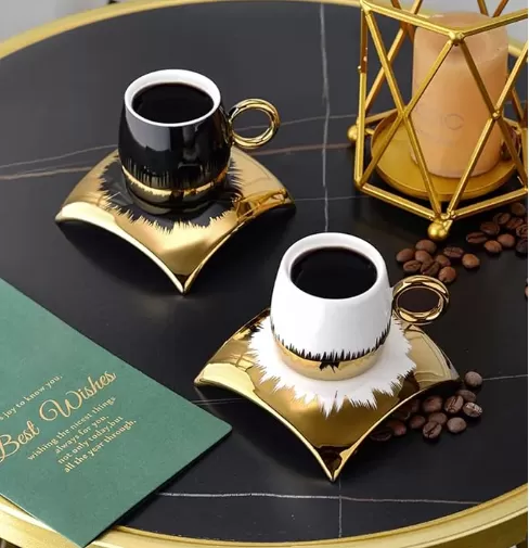 Tasse de thé en céramique en marbre élégant et soucoupe pour coffrets cadeaux