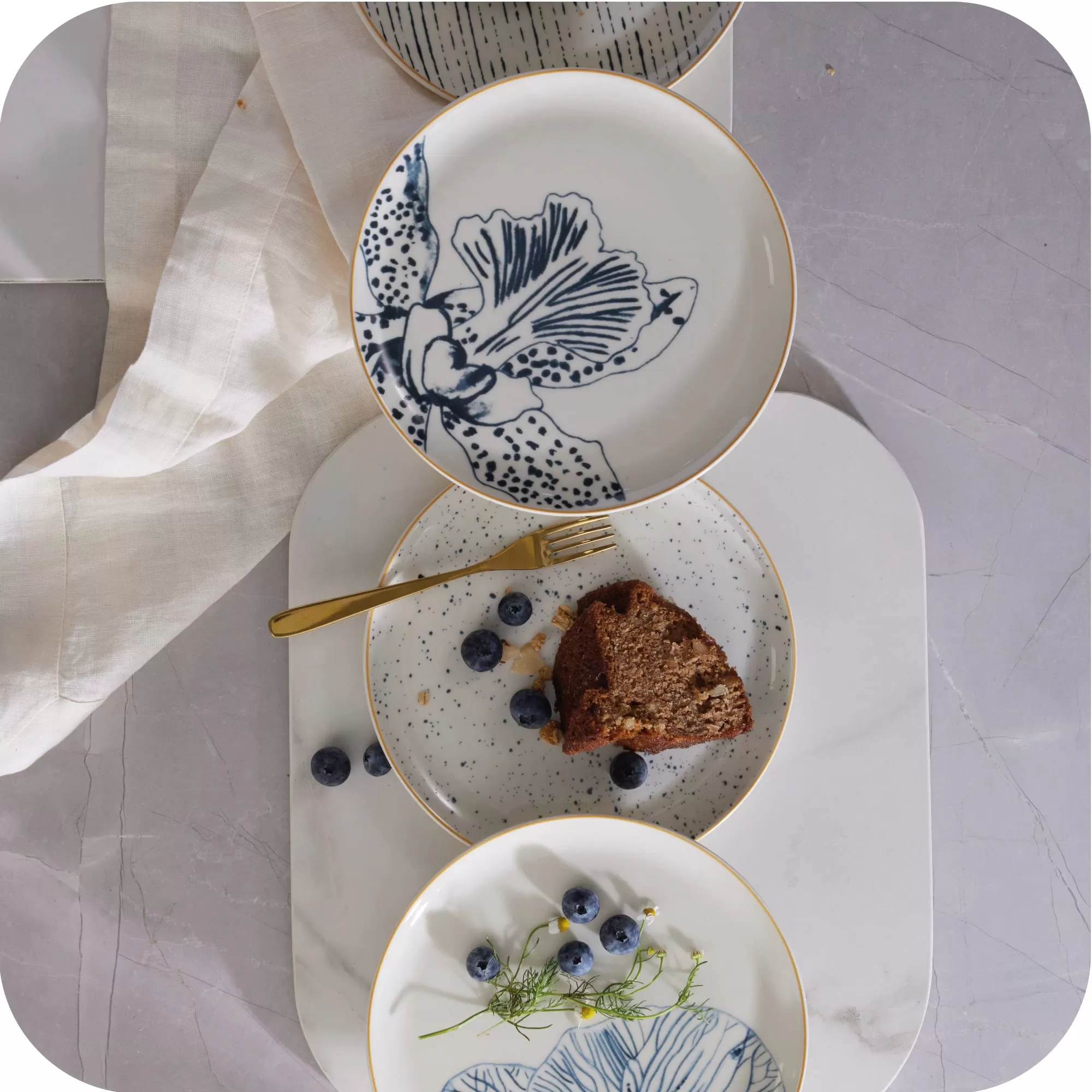 4 Salads Ceramic Plates Ensemble