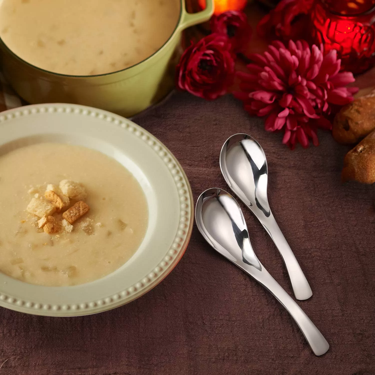 Cuillères à soupe en acier inoxydable de haute qualité en gros