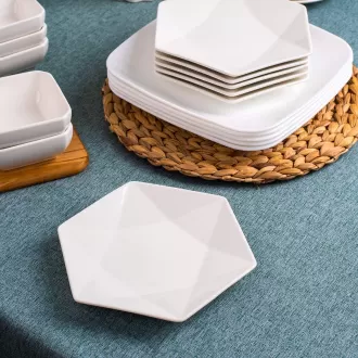 Assiettes d'apéritif, plaques de dessert en céramique blanche, plaques de salade