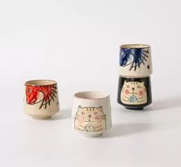 Tasses à thé en céramique de dessin animé en gros en Chine – Mignonnes, créatives et personnalisables par Linkbridge