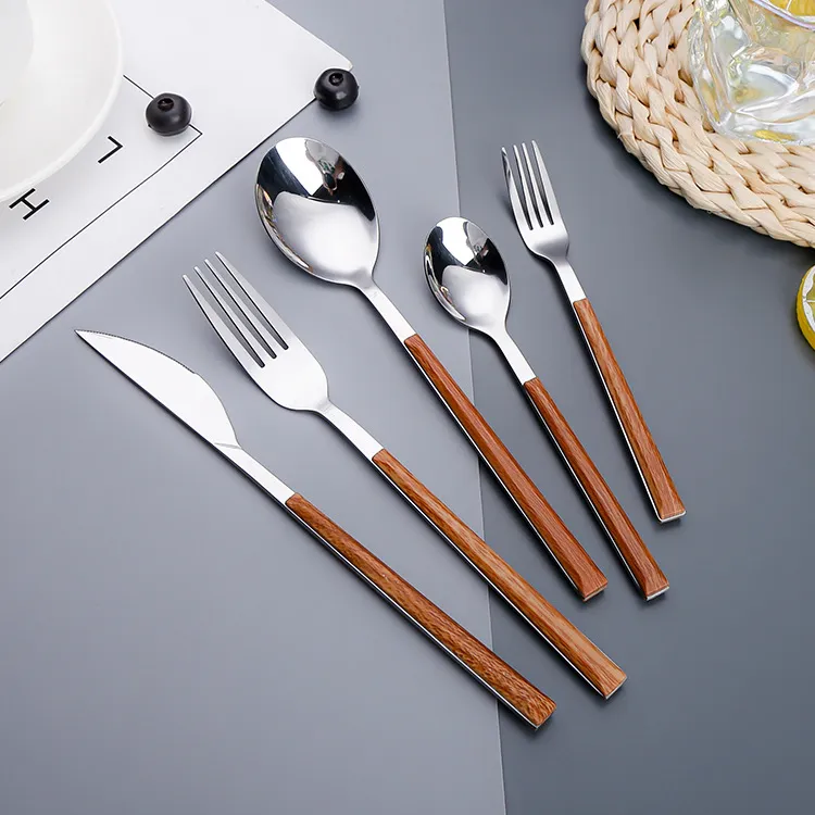  Wood Creative Design Stainless Steel Cutlery in China 