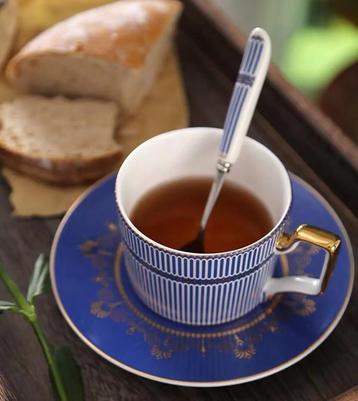 Elegante Bone China kop en schotel leverancier van Direct Factory