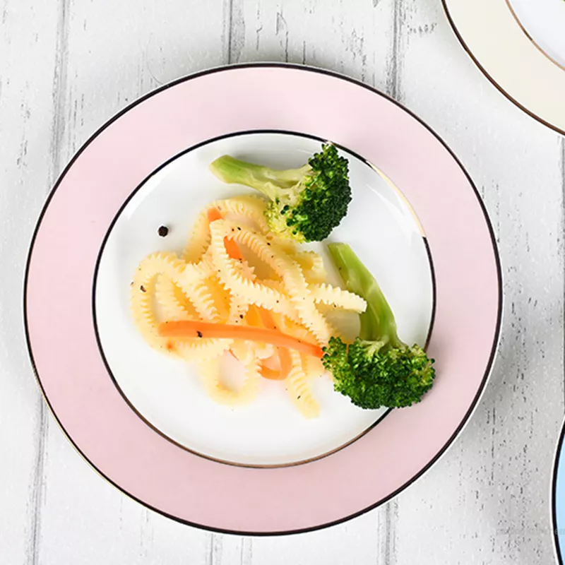 Nhà hàng vàng Rim Dishes nhà cung cấp đĩa bít tết mì ống gốm ở Trung Quốc;