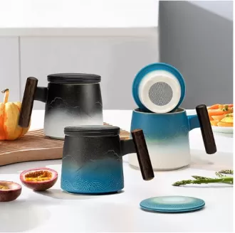 Tay cầm bằng gỗ thô cốc uống trà gốm với bộ lọc và nắp bán buôn