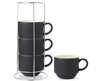 15 oz có thể xếp chồng lên một chiếc cốc latte bằng sứ lớn