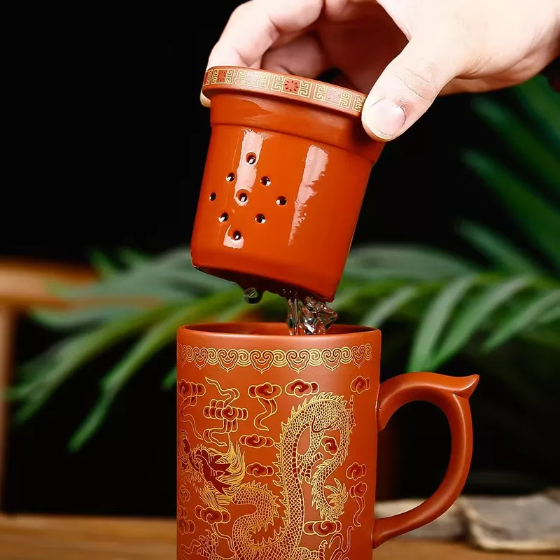 Cốc sứ văn hóa màu đỏ bán buôn ở Trung Quốc