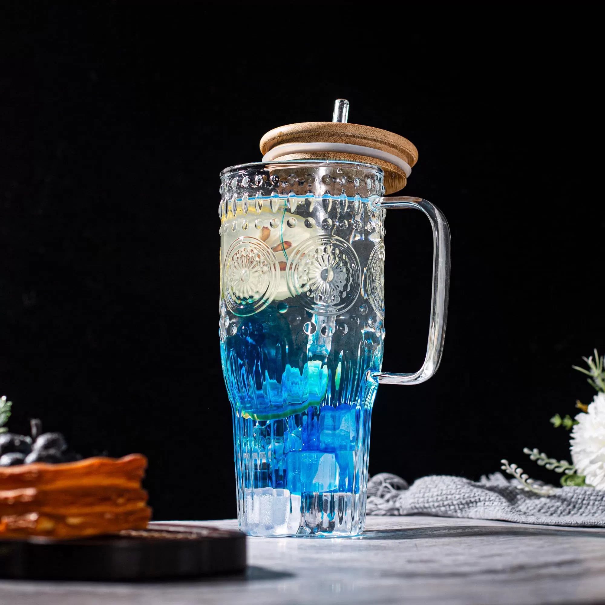 Tumbler thủy tinh tùy chỉnh với nắp tre
