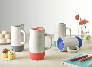 Mug gốm với máy bay lượn tích hợp ở Trung Quốc-sự pha trộn hoàn hảo của phong cách và chức năng